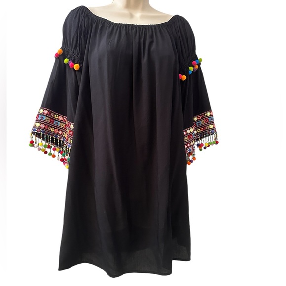 Stellah Dresses & Skirts - Stellah Off-Shoulder Embroidered Pom-Pom Dress/Top Black Boho Festival Chic XS
